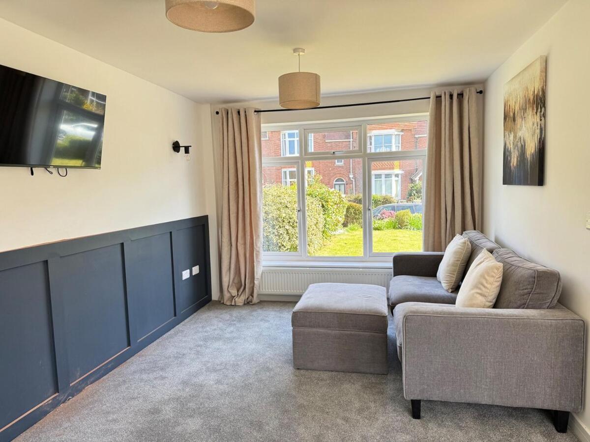 Holiday home Modern & Spacious In - Smart Tv & Xbox *