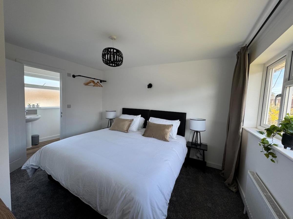Modern & Spacious In - Smart Tv & Xbox Holiday home Exeter